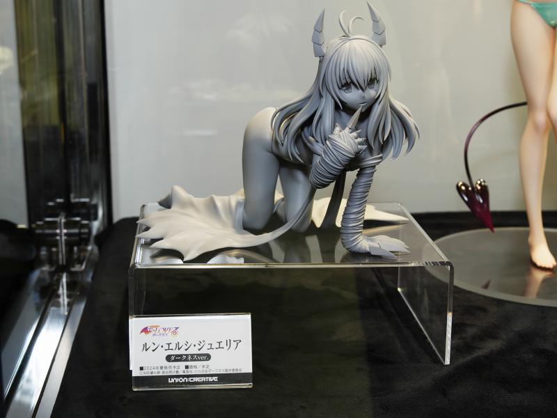 ユニオンクリエイティブ ルン・エルシ・ジュエリア　フィギュア