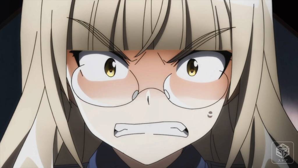 ペリーヌさん渾身のタックル (1)